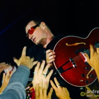 Bono, U2 (Film - Waverley Park 1998)